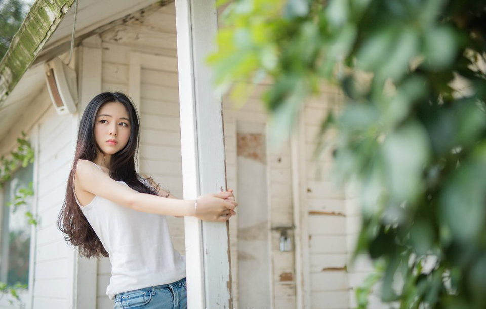“不如何，那刘将军最好立刻将在下斩了，为自己报仇。”庞统淡然道：“否则，你不会再有任何机会？”